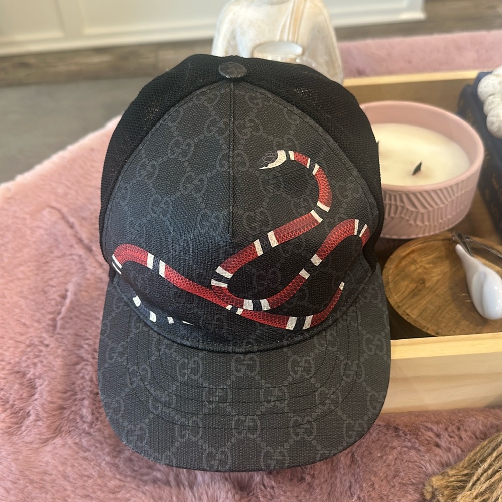 Gucci Black and Red Snake Cap